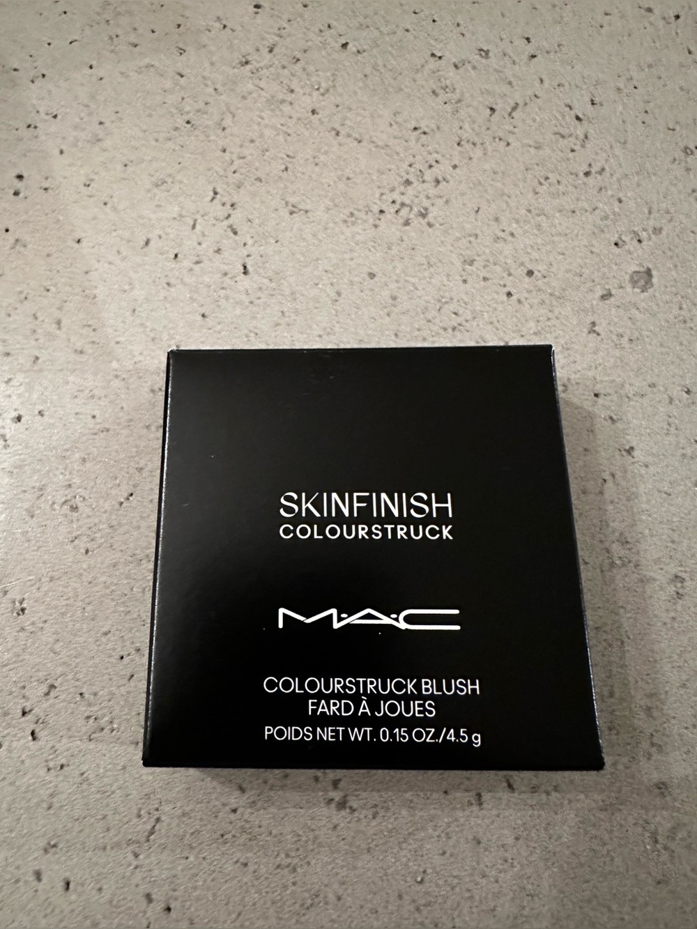 MAC Cosmetics Skinfinish Colourstruck Blush - Black Packaging
